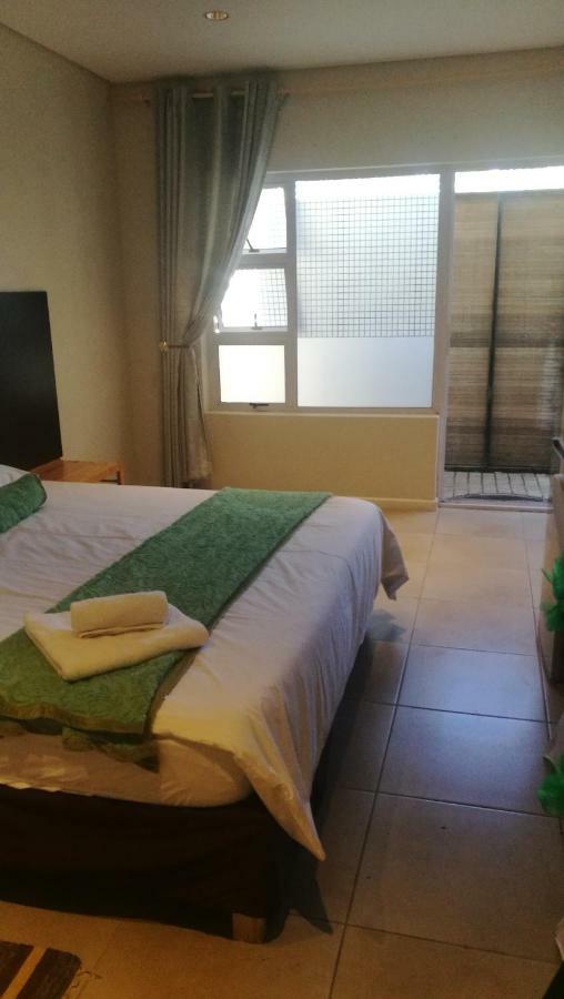 Cape Town Milnerton Lagoon Villa Esterno foto