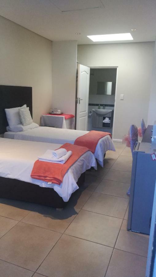 Cape Town Milnerton Lagoon Villa Esterno foto